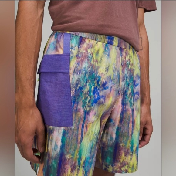 Lululemon water repellent hiking short 8” - Picture 1 of 7